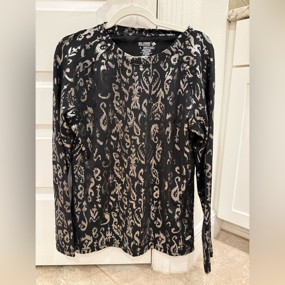 Reel Legends Keep It Cool Black & Metallic Silver Damask Performance Top L beach